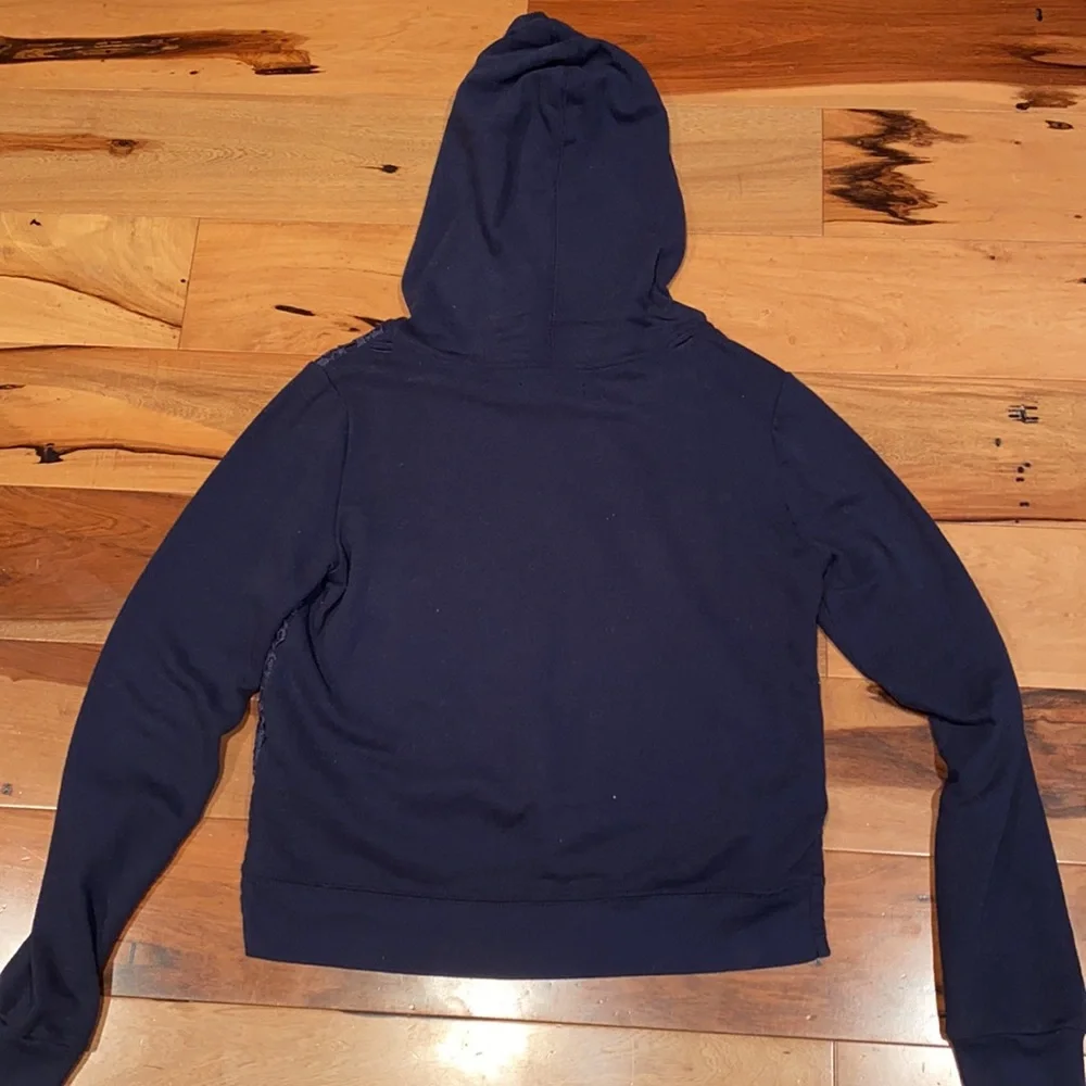 LIKE NEW~HOLLISTER LACE FLORAL HOODIE ~ WOMENS SMALL - Picture 4 of 4